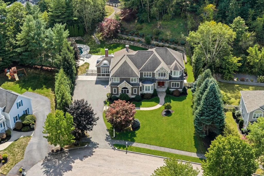 35 Sullivan Way, Canton