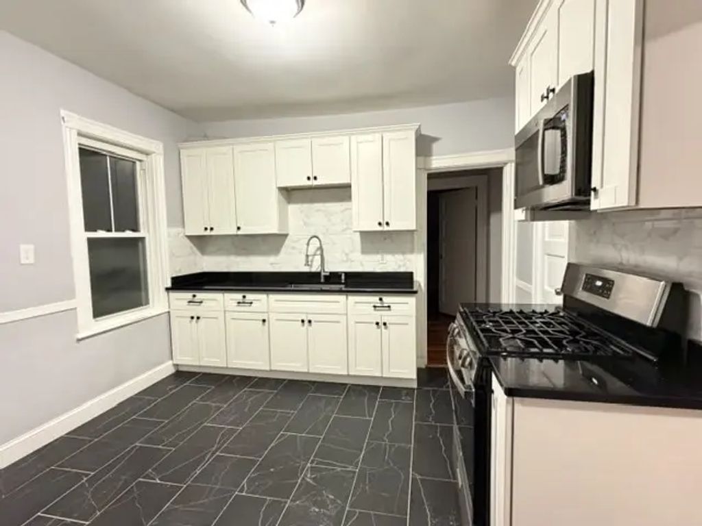 36 Mount Ida Rd #3, Boston