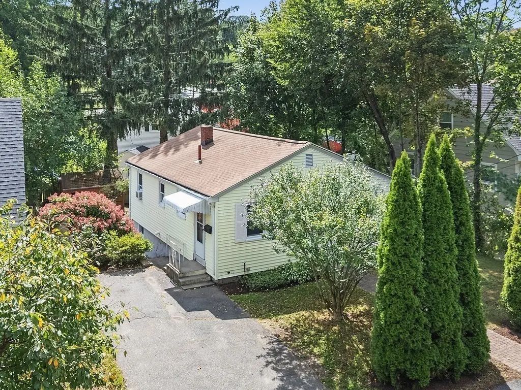194 Weston Street, Waltham