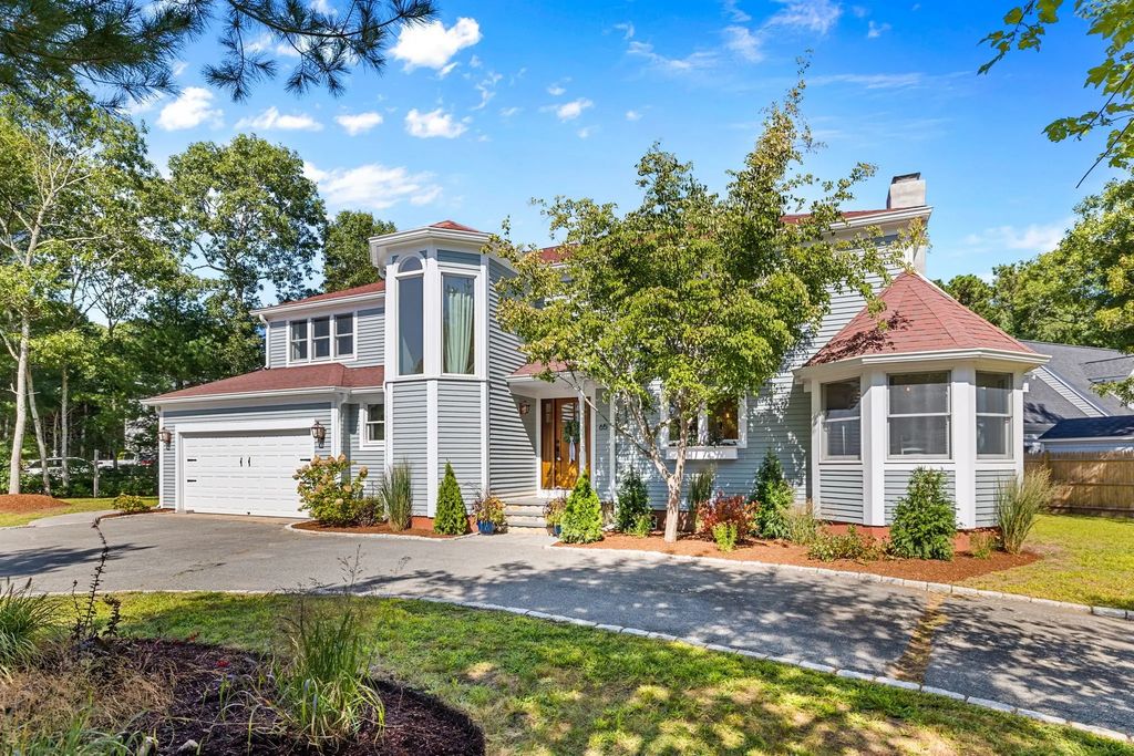 65 Rivers Edge Rd, Falmouth