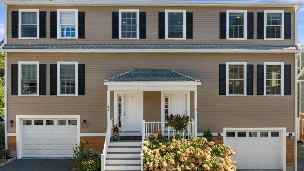 15 Elbridge Lane #19, Marblehead