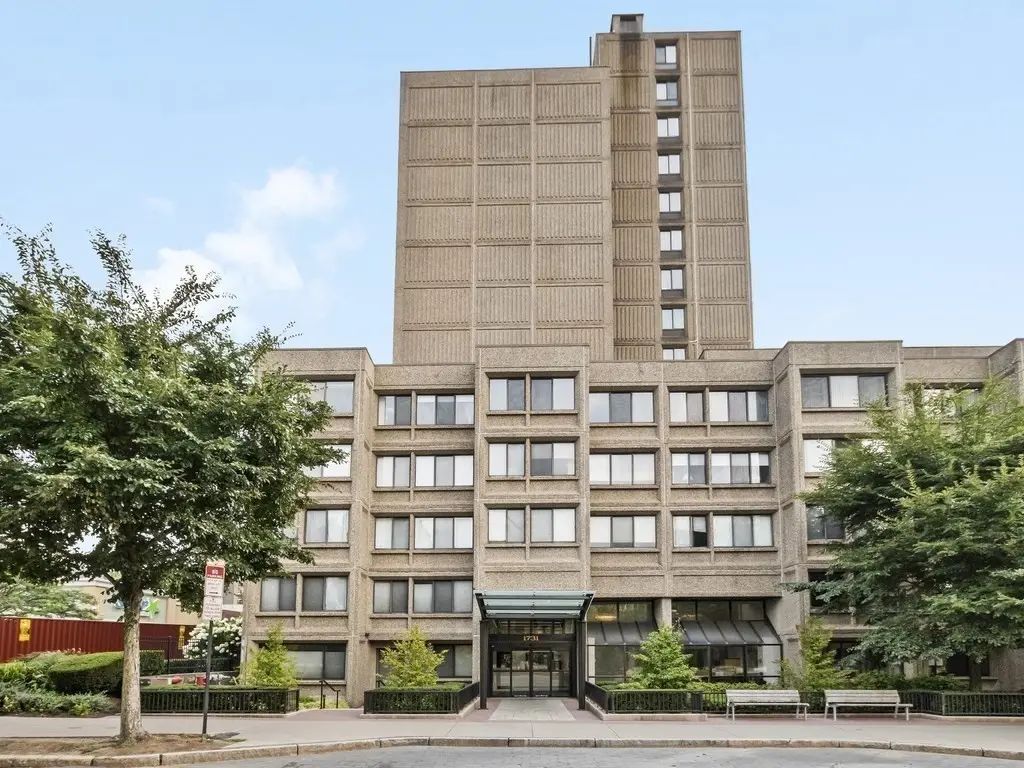 1731 Beacon ##202, Brookline