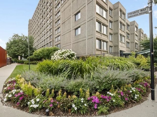 1731 Beacon ##202, Brookline
