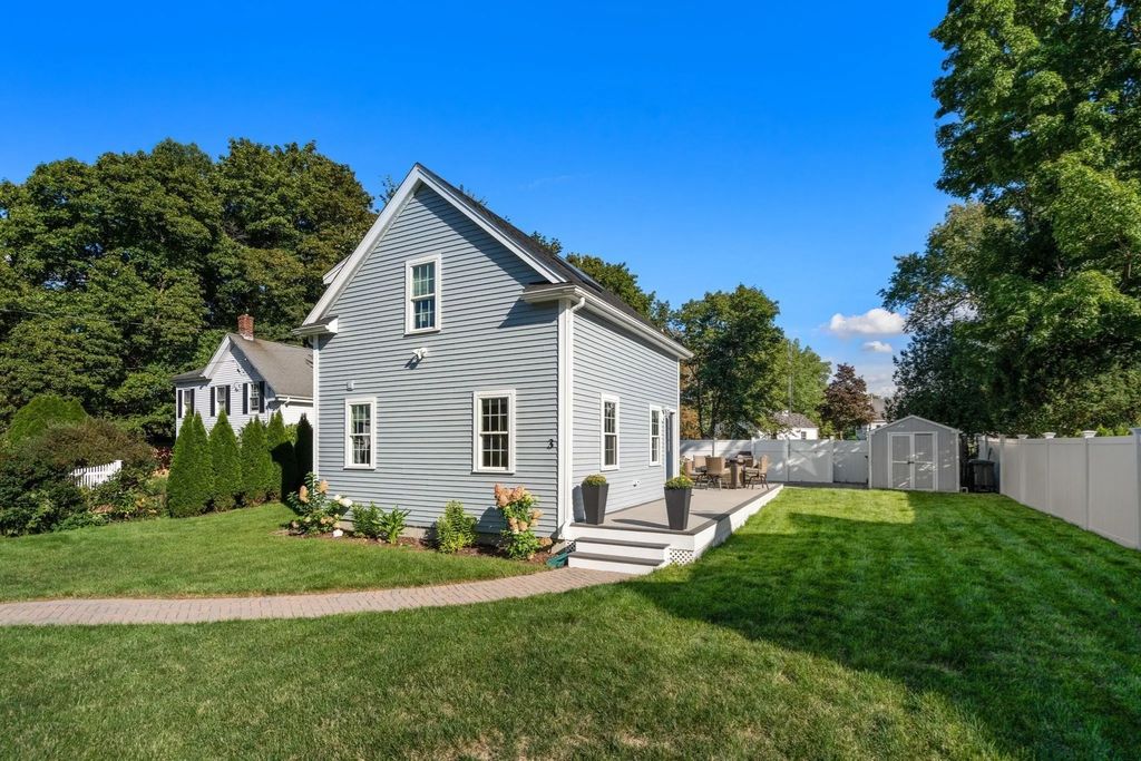 3 Broads Ave, Natick