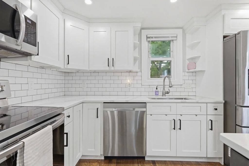 28 Cleveland Street, Medford