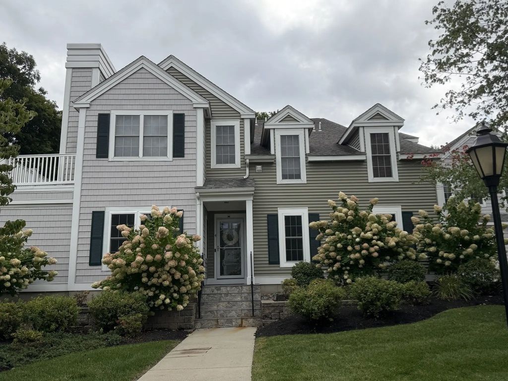 4 Village Dr #4, Quincy
