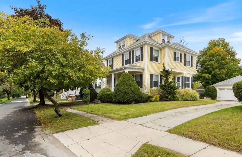20 Lexington Ave, Haverhill