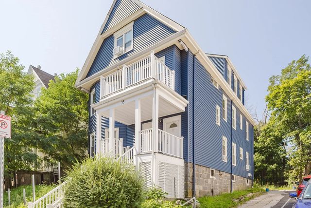 15 Mclellan St, Boston