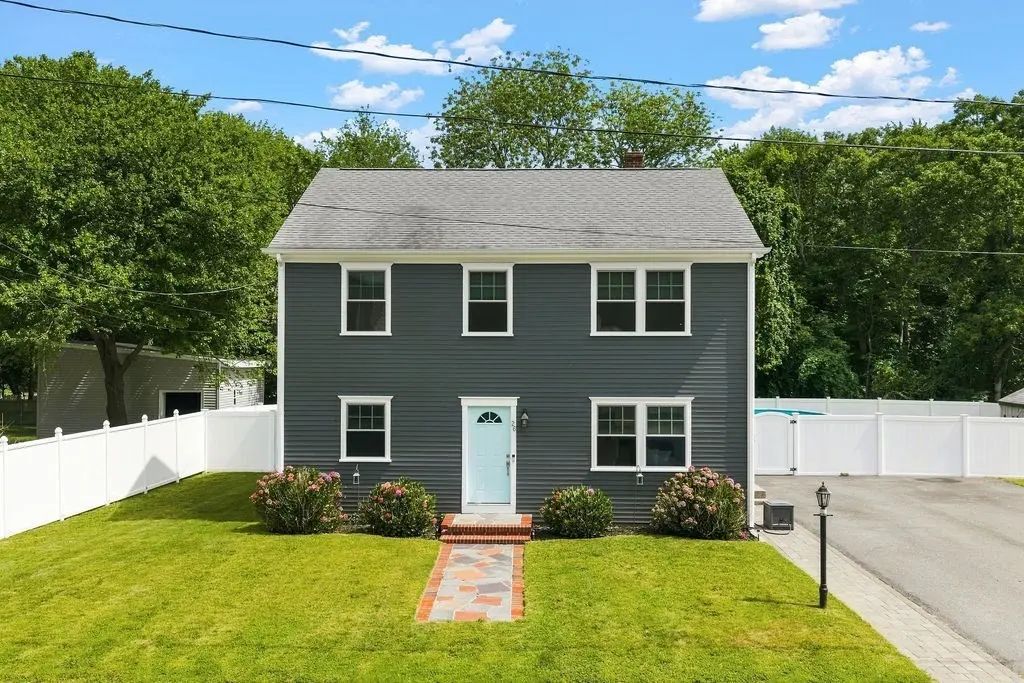 26 Paul Rd, Dartmouth