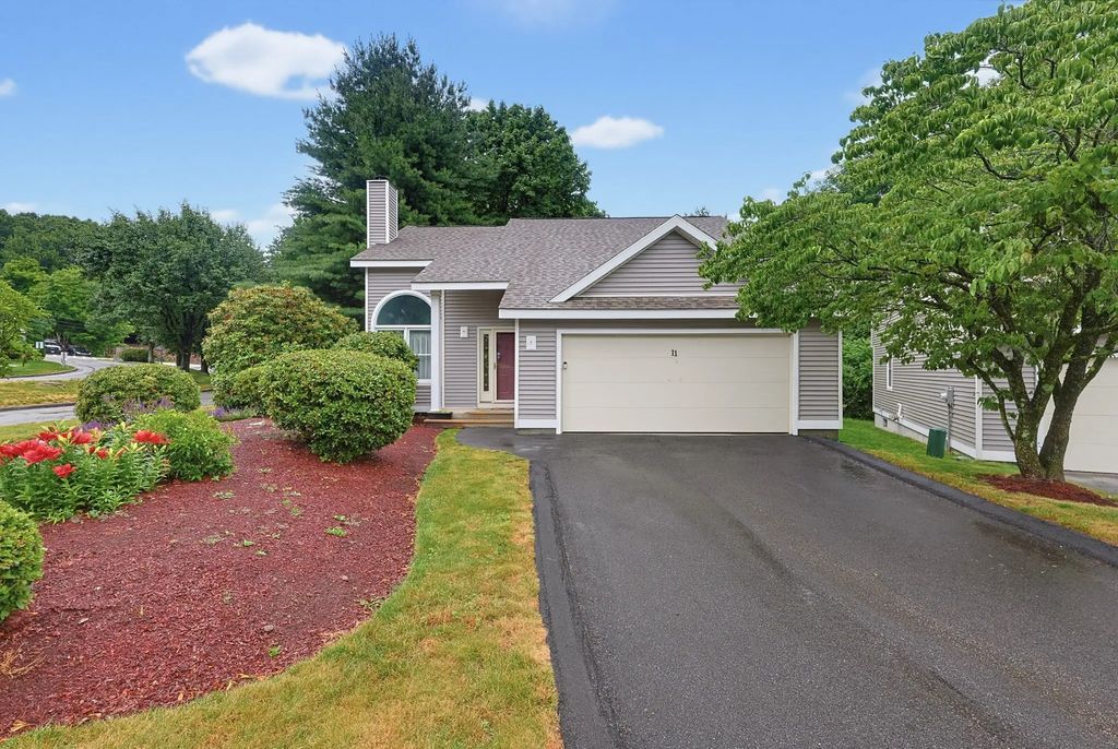 11 Weatherstone Dr #11, Worcester