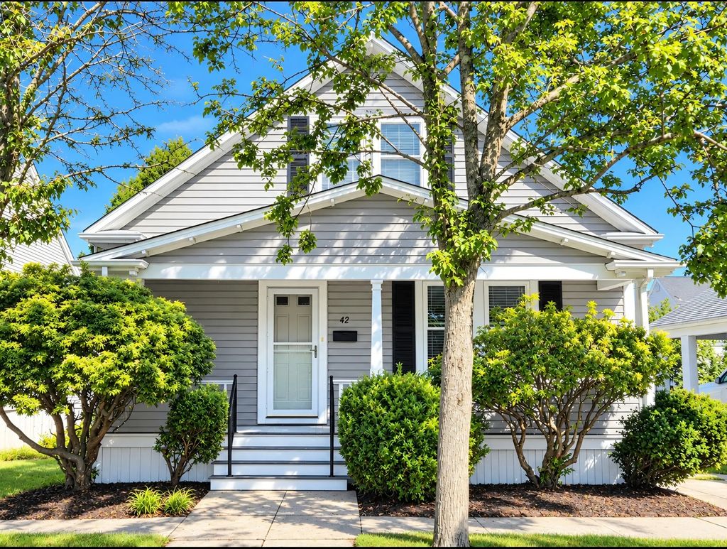 42 Byron St, New Bedford