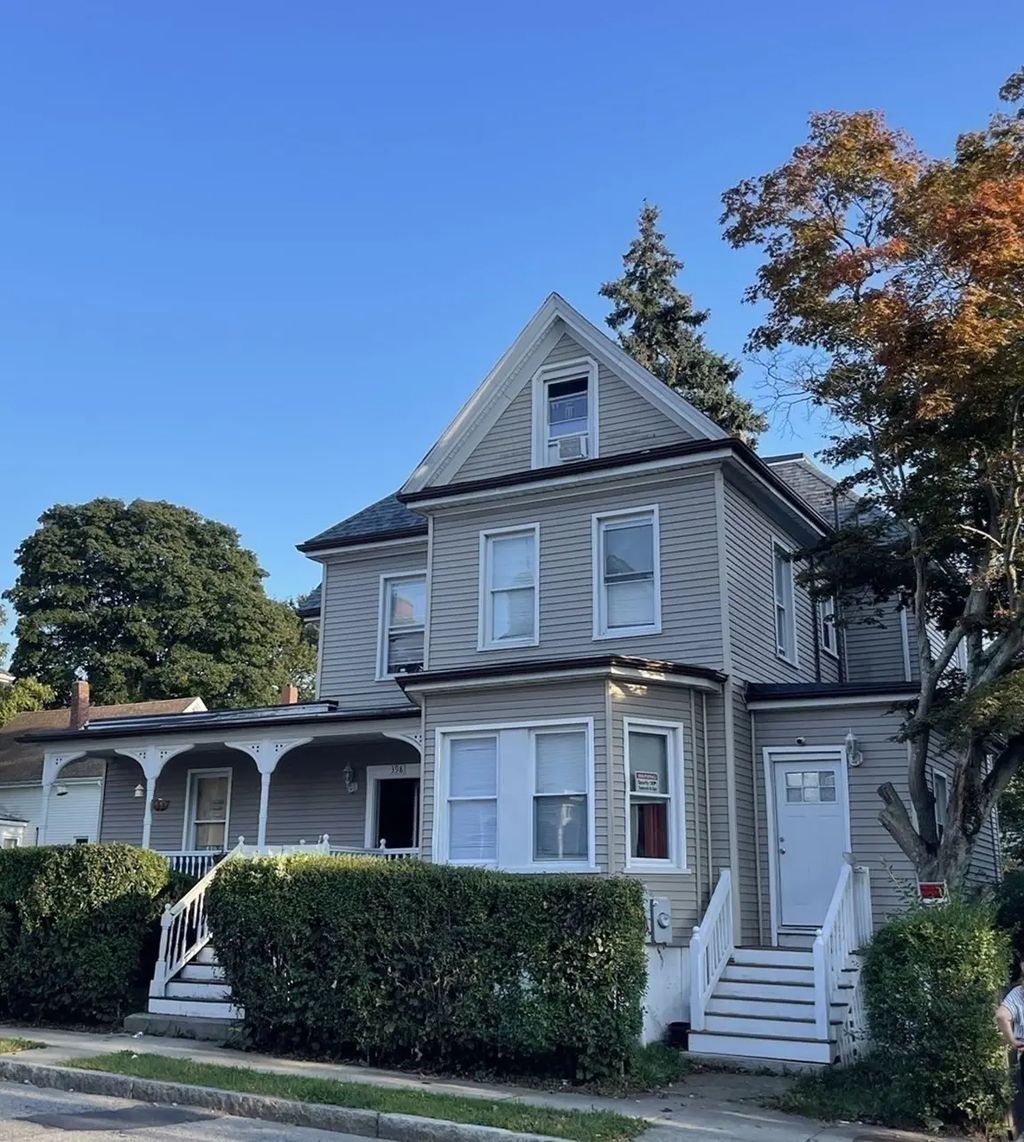 398 Union St, New Bedford