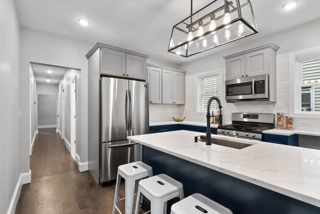 101 Draper St #1, Boston