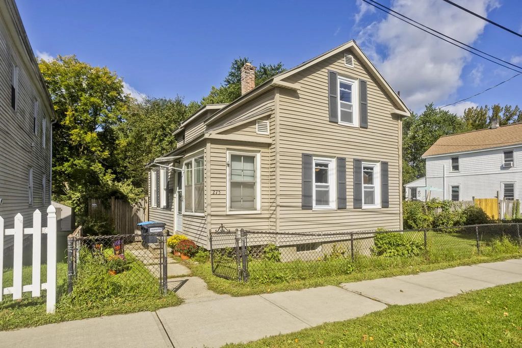 275 Dewey Ave, Pittsfield
