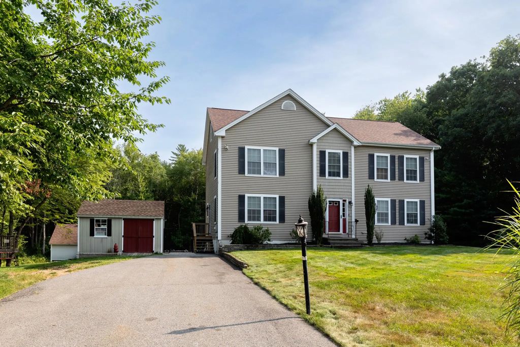 5 Debbie Ln, Freetown