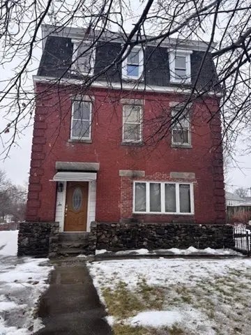 308 Plantation St #3, Worcester