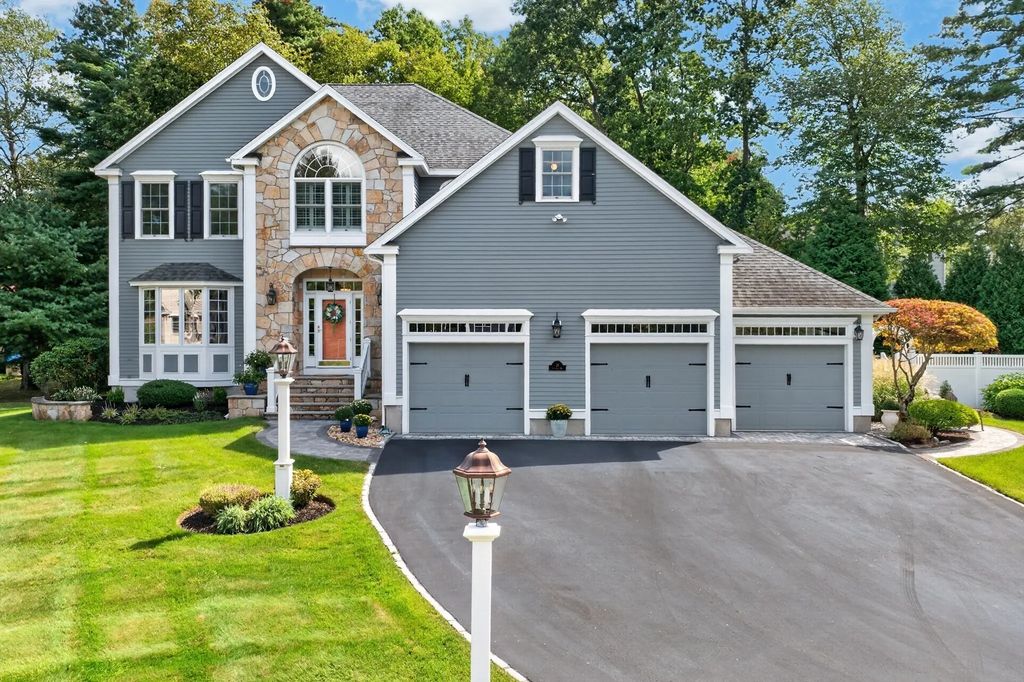 21 Somerset Dr, Andover
