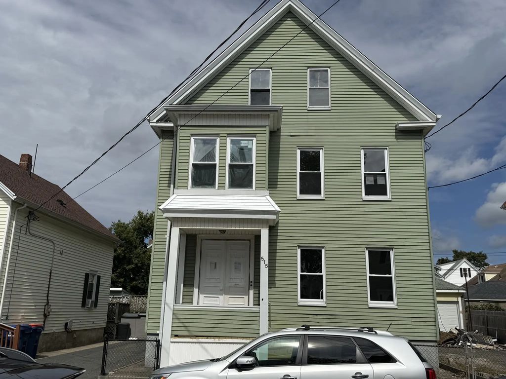 515 Rivet St, New Bedford