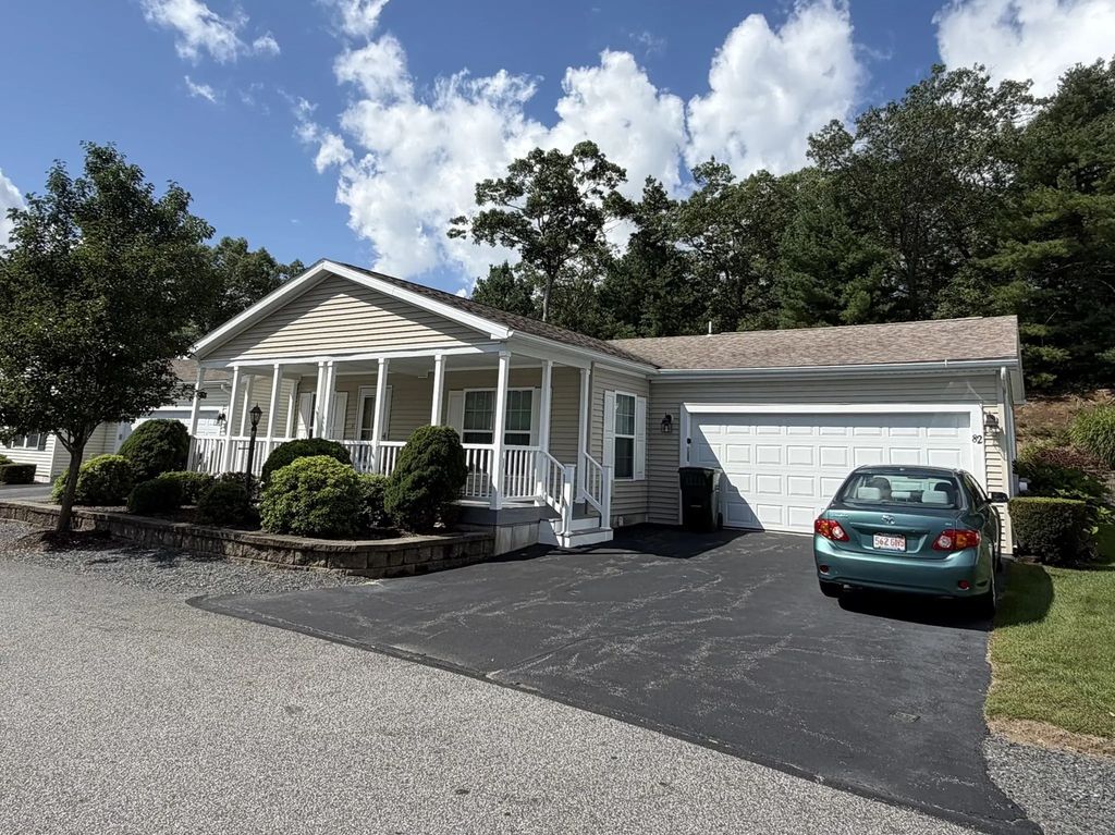 82 Casa Bella Way, Plymouth