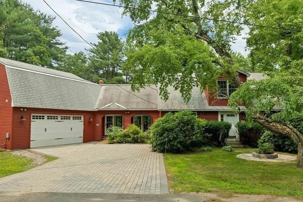4 Highland Ave, Goffstown