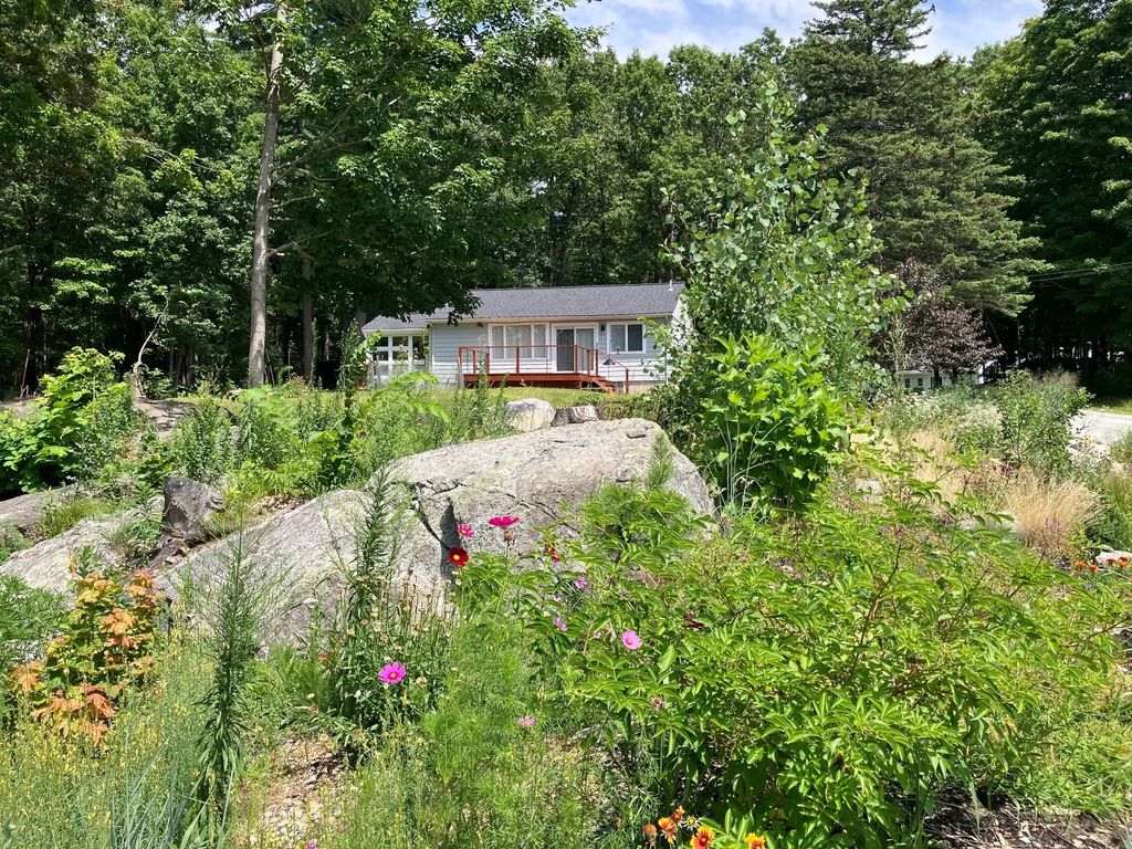 3 Pattee Rd, Harvard