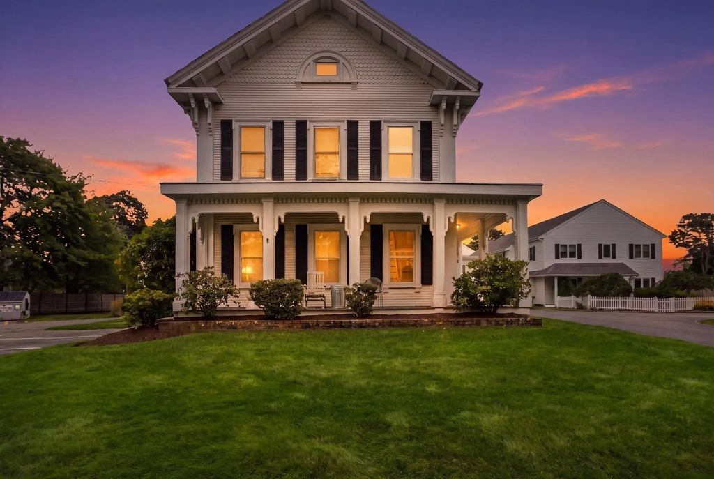 48 Camp St #2, Barnstable
