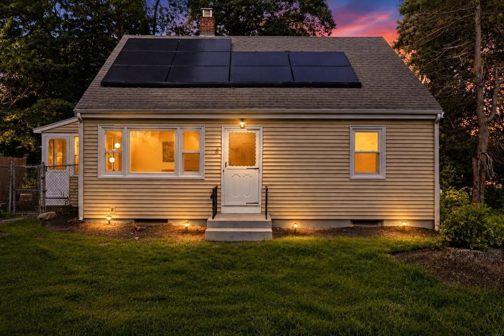28 Mulberry Ln, Ashland