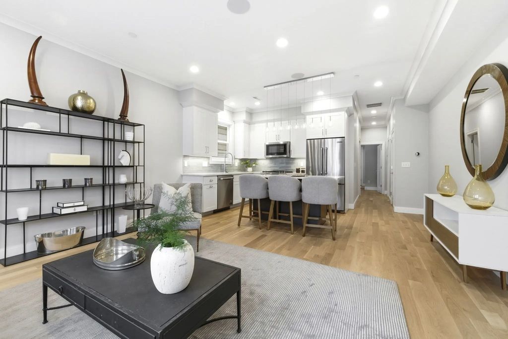 259 Gold St #1, Boston