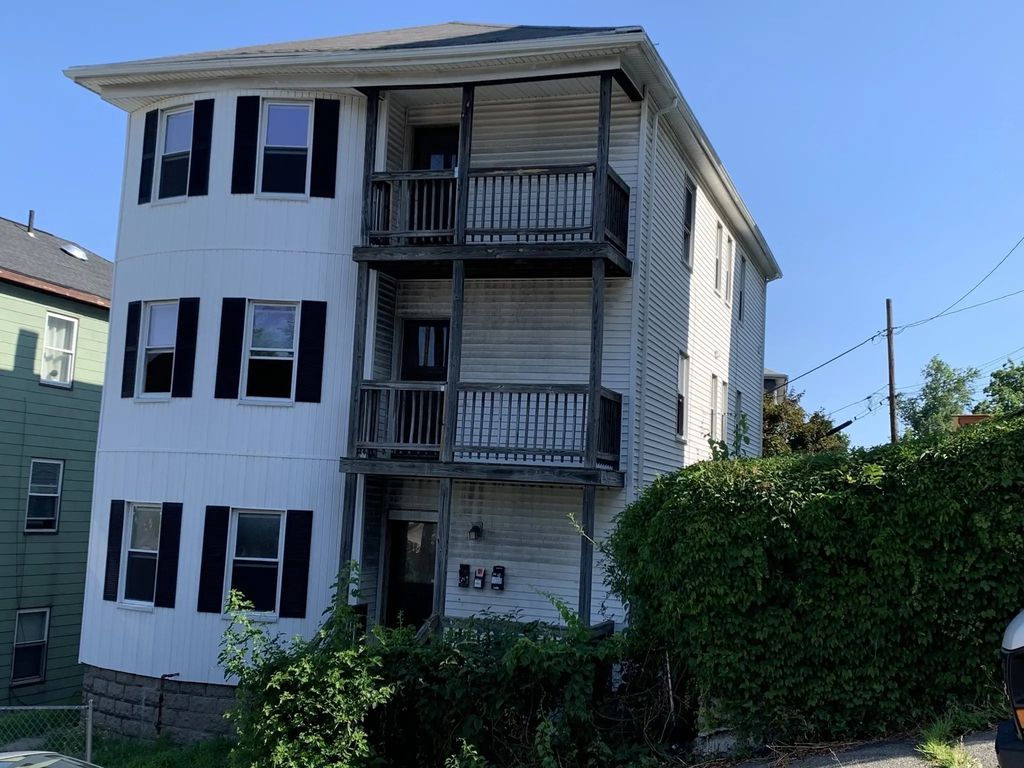 11 Diamond St, Worcester