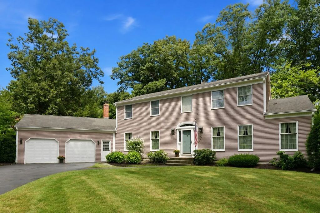 167 Llewellyn Drive, Westfield