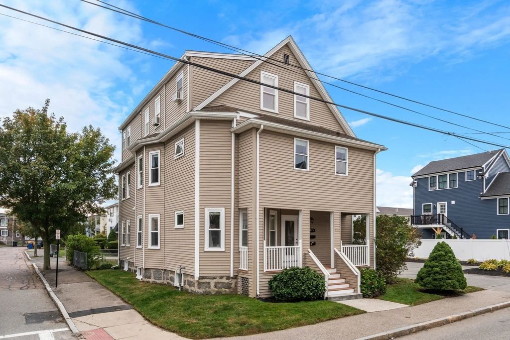 111 Sumner St #2, Quincy