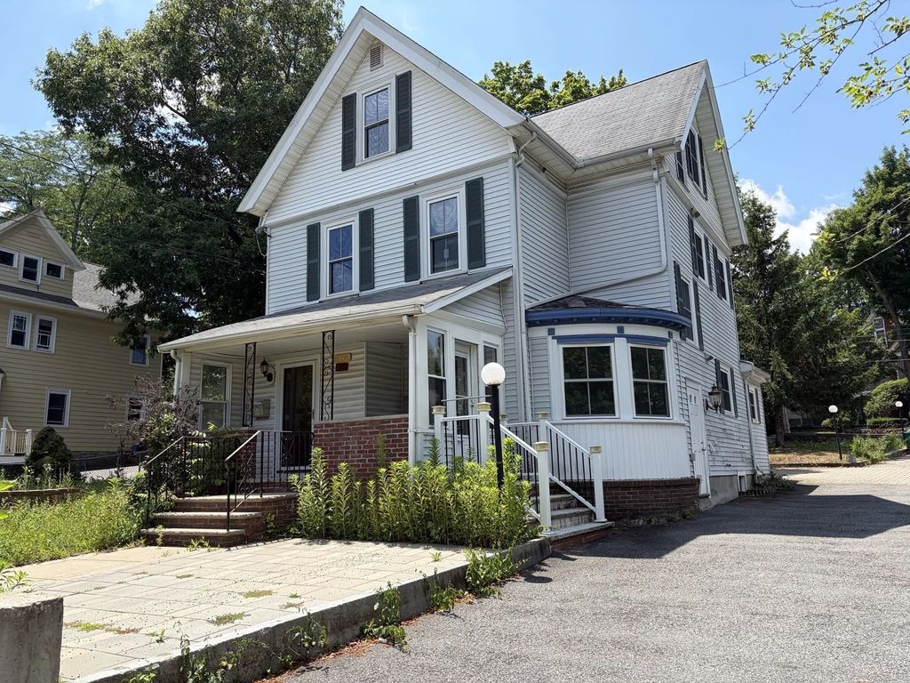 153 Walnut St. ##1, Newton