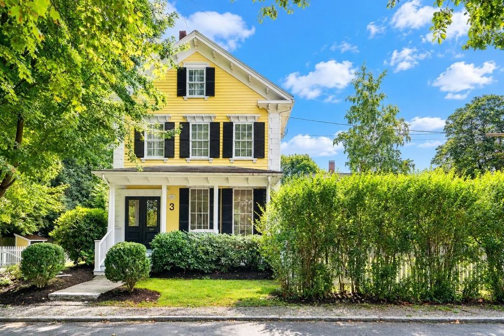 3 Davis Avenue, Newton