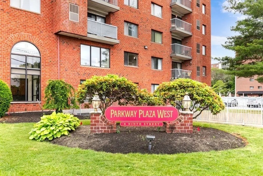 8 Ninth St. #303, Medford