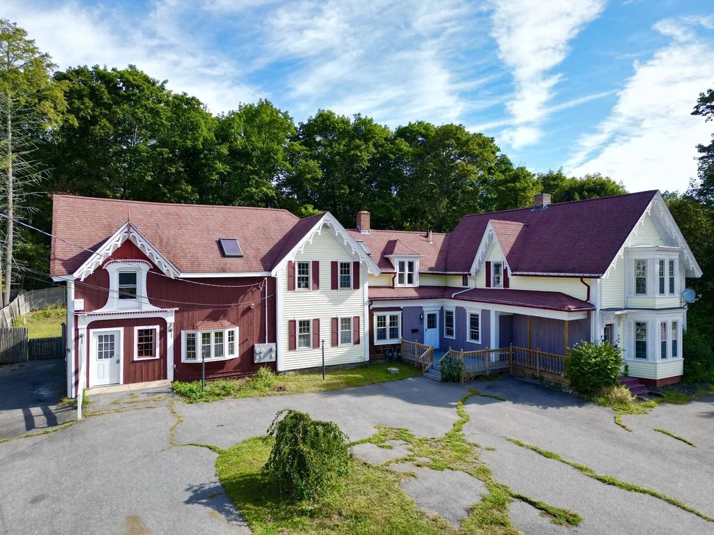 830 Main St, Hanson