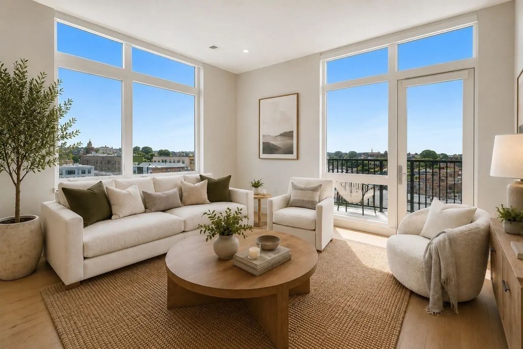 420 W Broadway #604, Boston