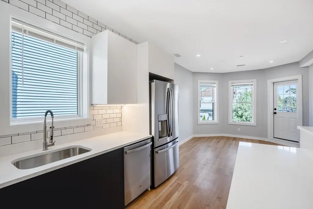 27 Linden #2, Boston
