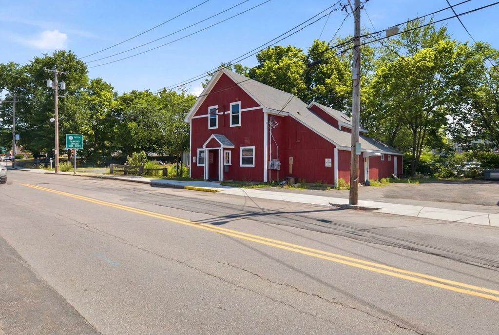 335 N Washington St, North Attleboro