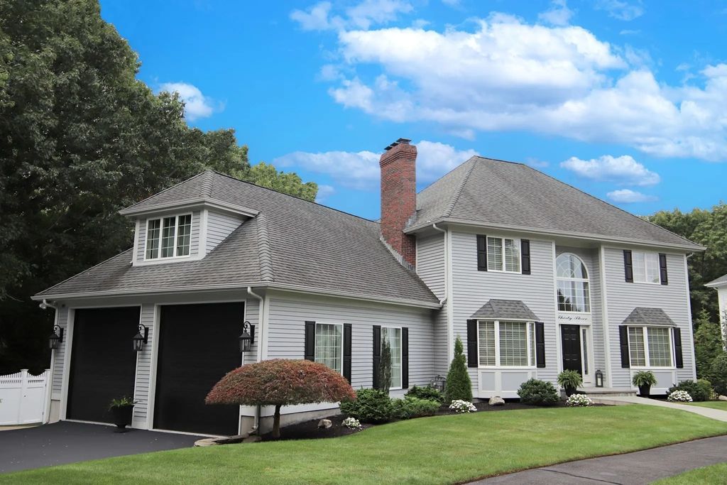33 Sanders Drive, Saugus
