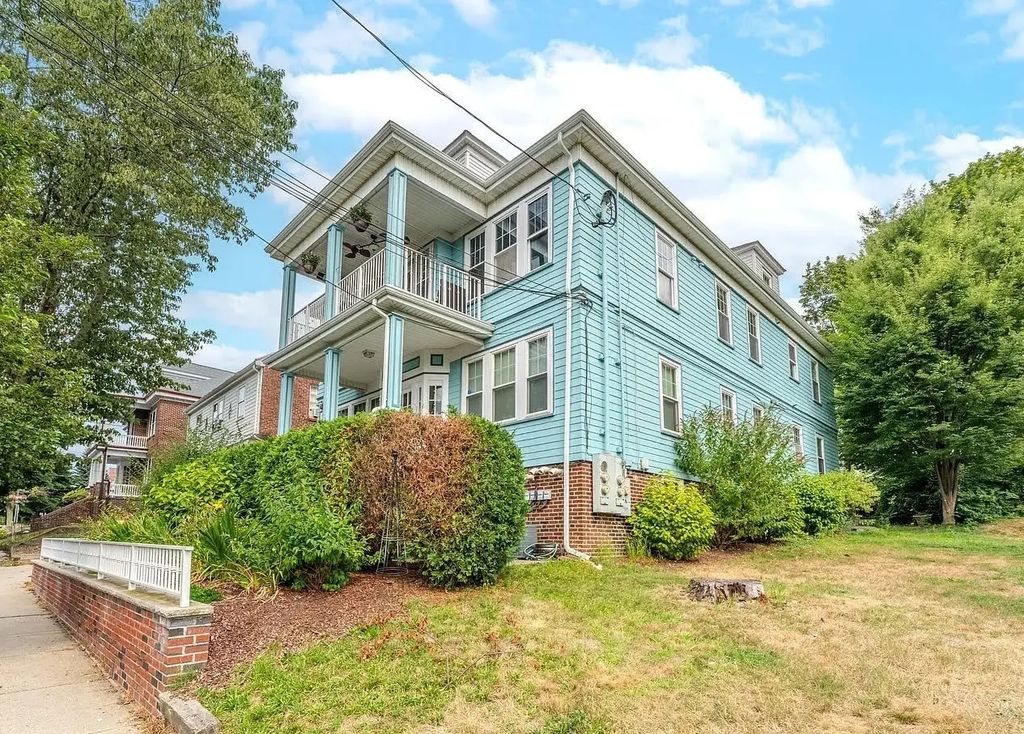 7 Nichols St #1, Chelsea