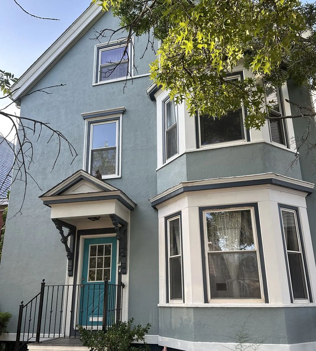 17 Broad #1, Lynn