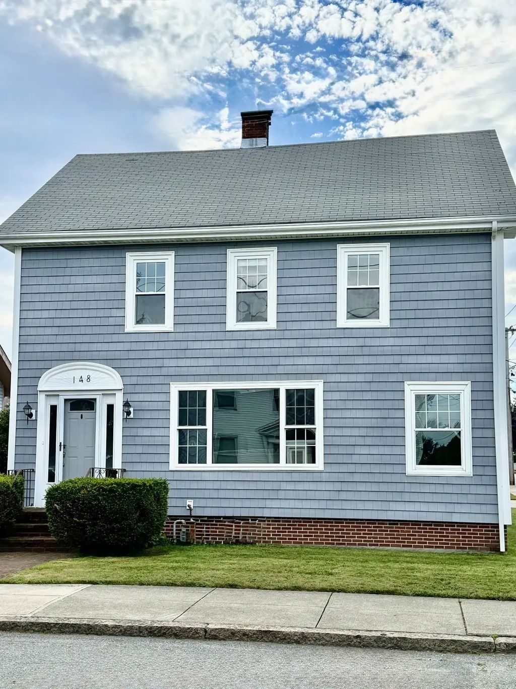 148 Madison Street, Fall River