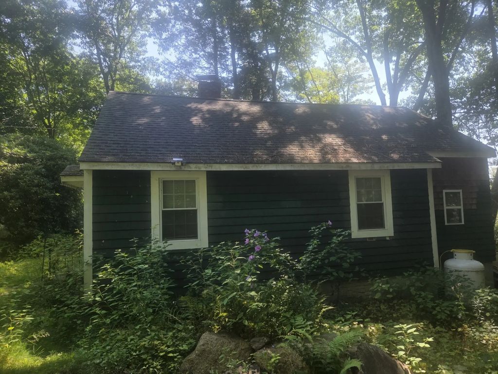4 Lambs Grove, Spencer
