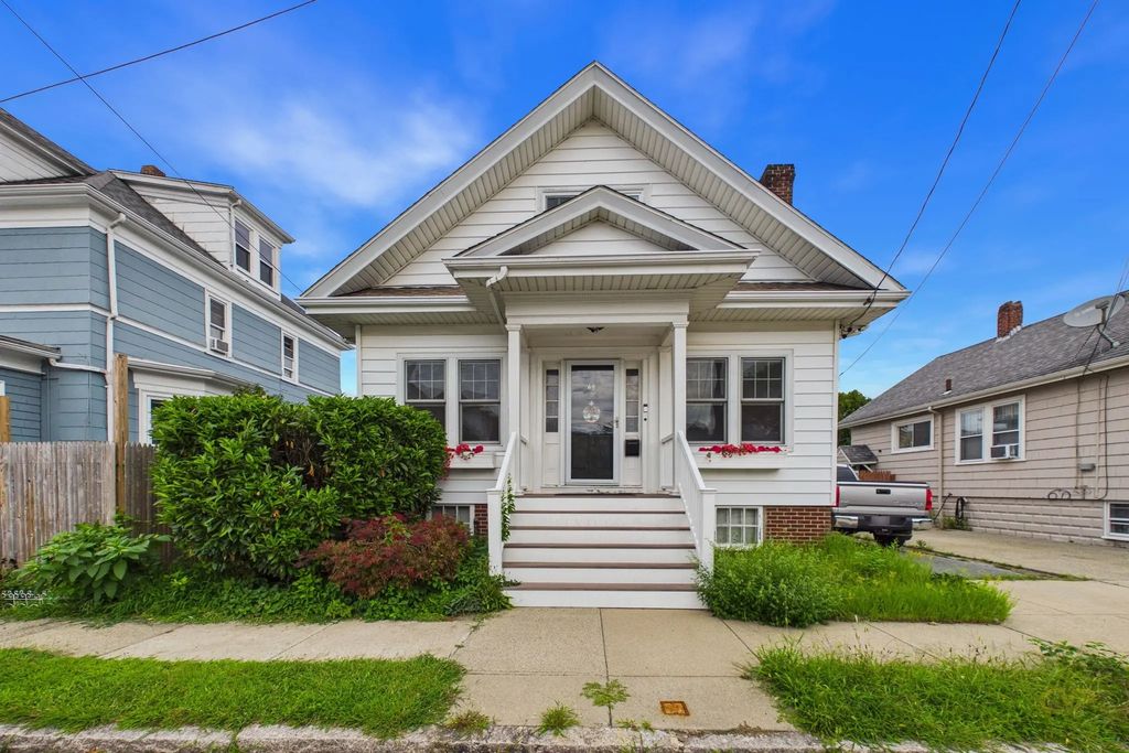 65 Milton St, New Bedford