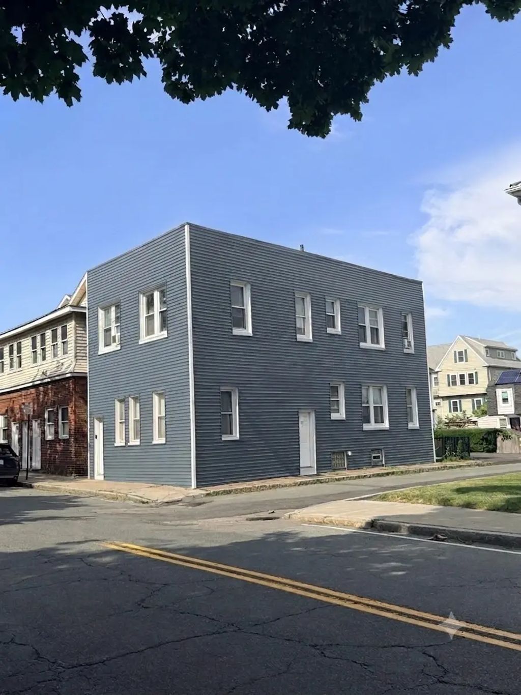 1227 Sea, Quincy