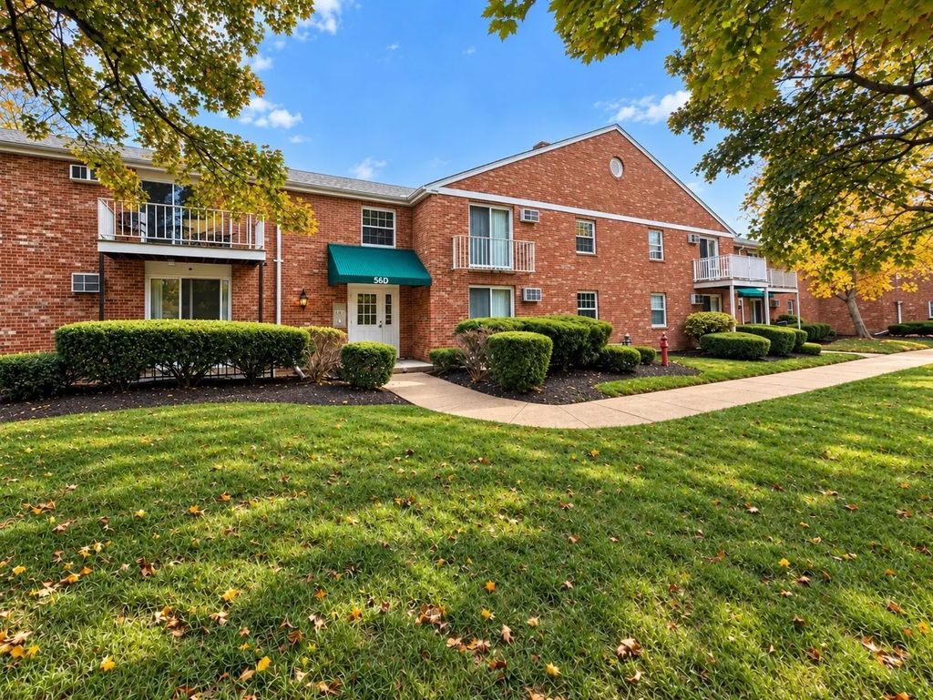 56 Townsend St #d27, Abington