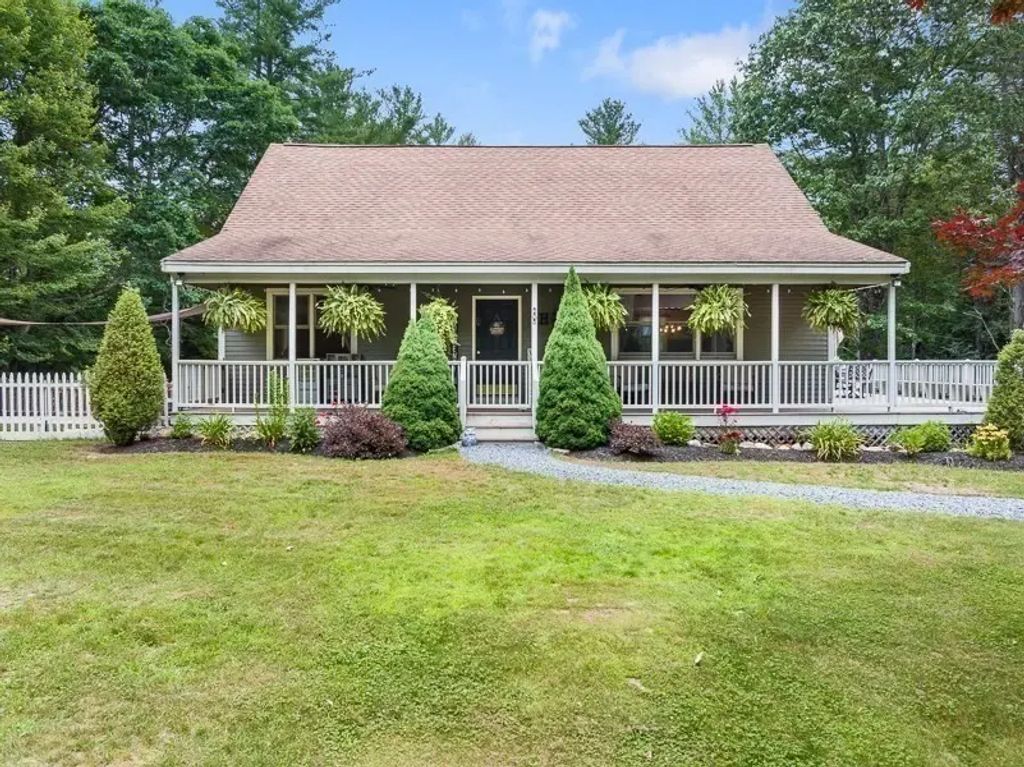115 River Rd, Rutland