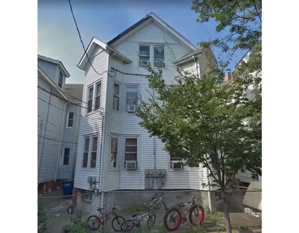25 Alston St, Somerville