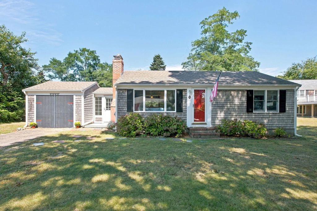 4 Old Mill Ln, Harwich