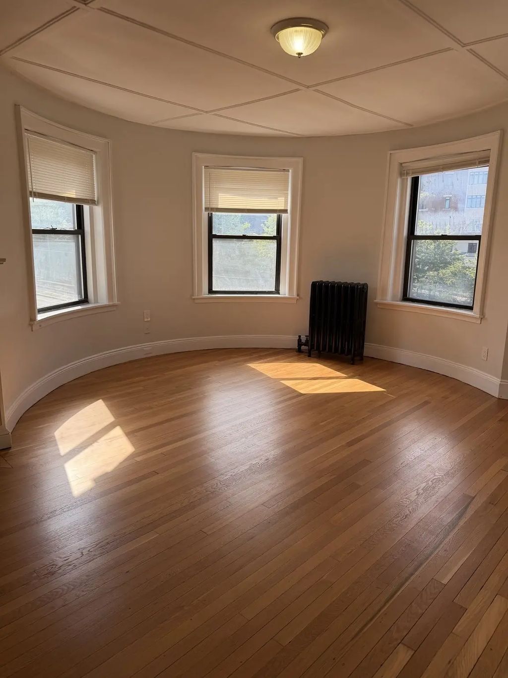 1462 Commonwealth Ave #3, Boston
